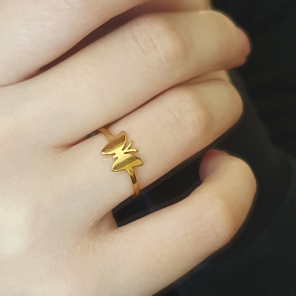 Pretty Butterfly Ring - Picture 2 of 4